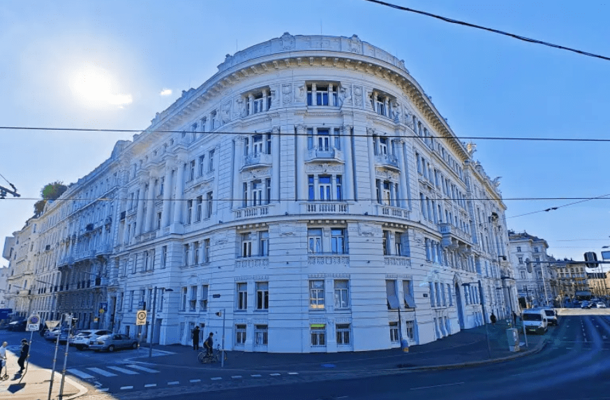 Schwarzenbergplatz Vienna city square historic and modern buildings