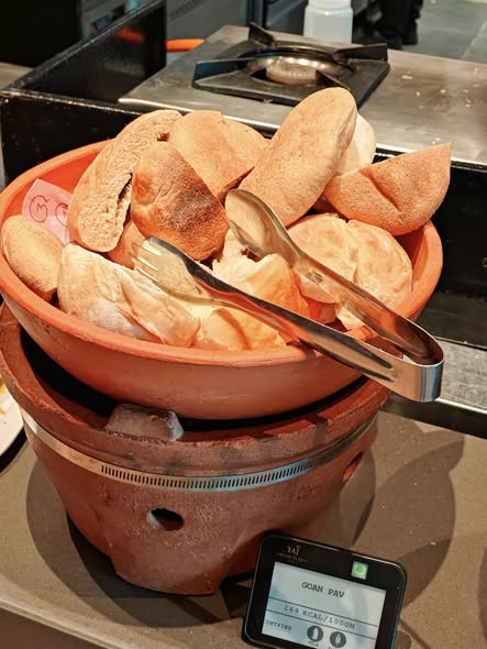 Goan Poee bread at breakfast, Taj Cidade de Goa